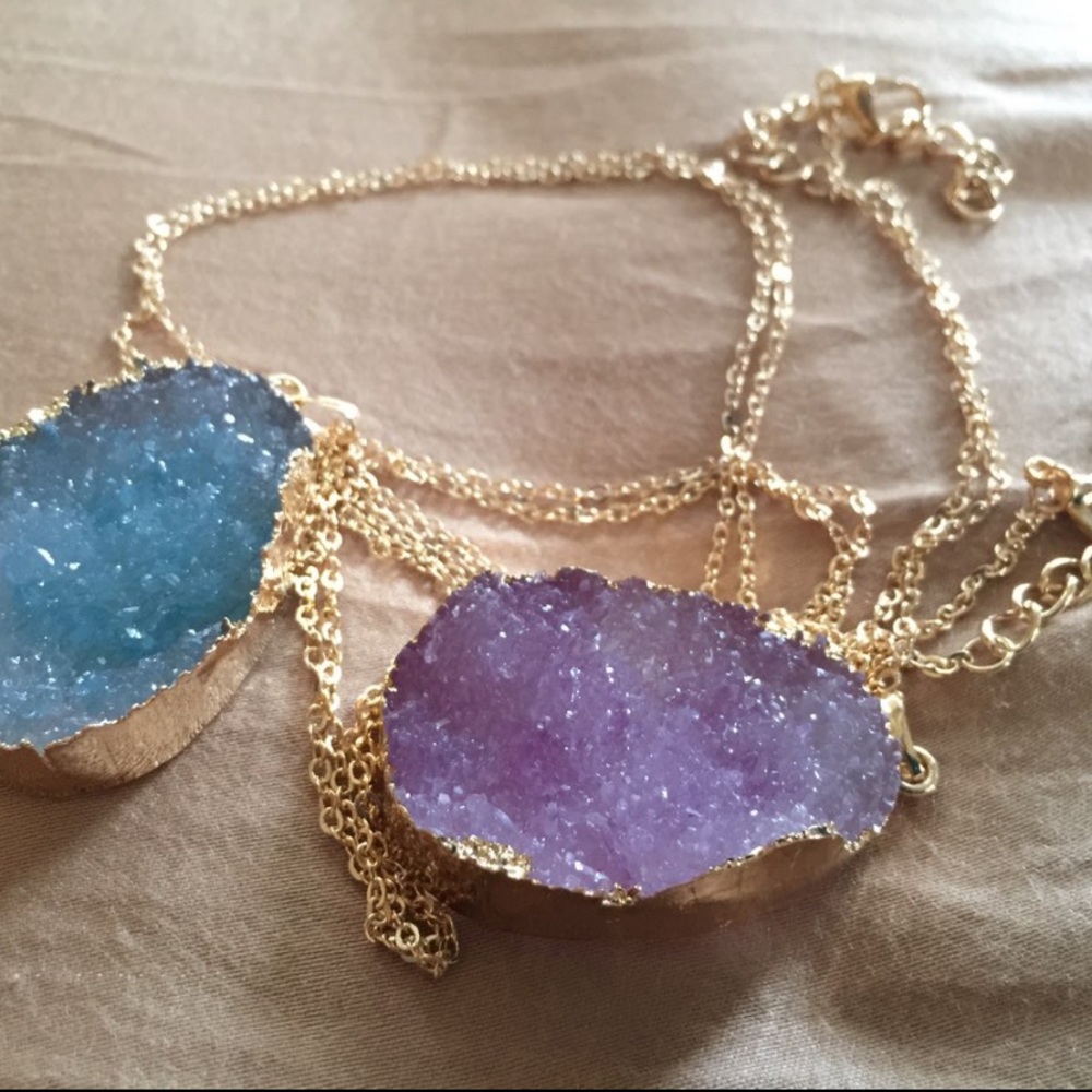 ⚜️ Pretty Faux Stone Pendant Necklaces ⚜️